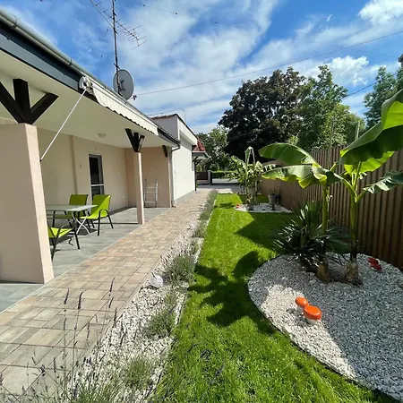 Apartament Tutti *
