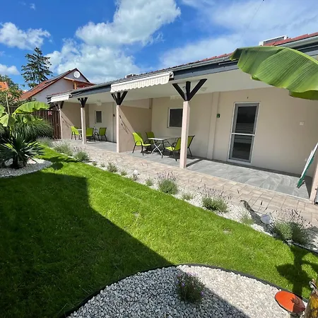 Tutti Apartment