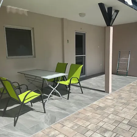 Apartment Tutti Balatonlelle