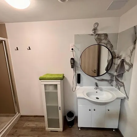 Tutti Apartman